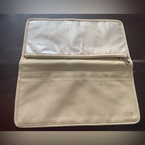 Beis backseat organizer in Beige